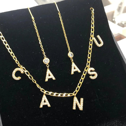 Buchstaben Kette und initial Ohrring Set