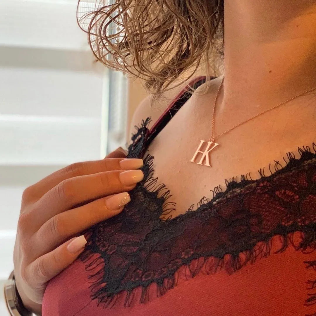 Siber Initial Halskette Ein Buchstabe – ein Gefühl