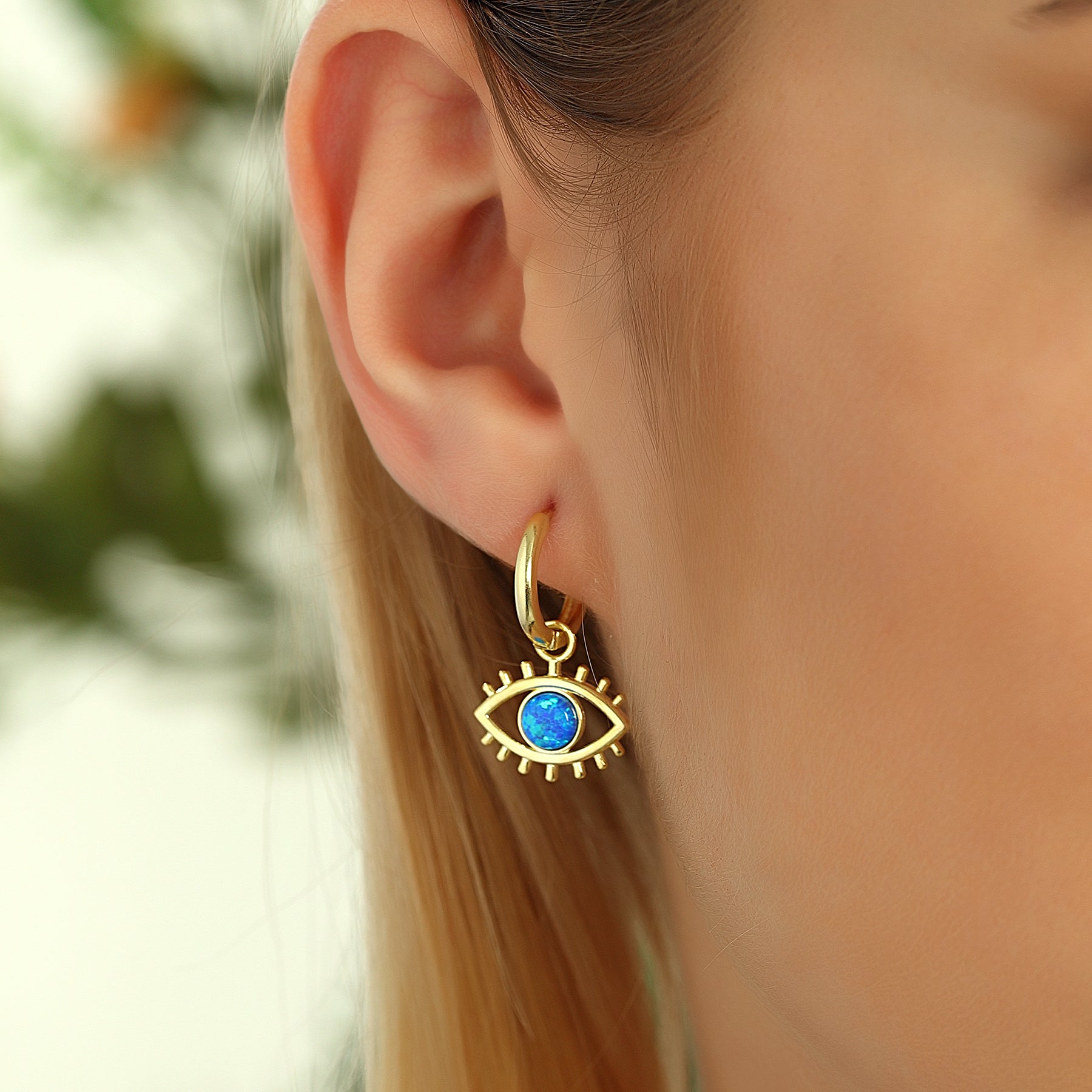 Augen Effekt Ohrringe mit Opal – Schutz trifft auf Eleganz