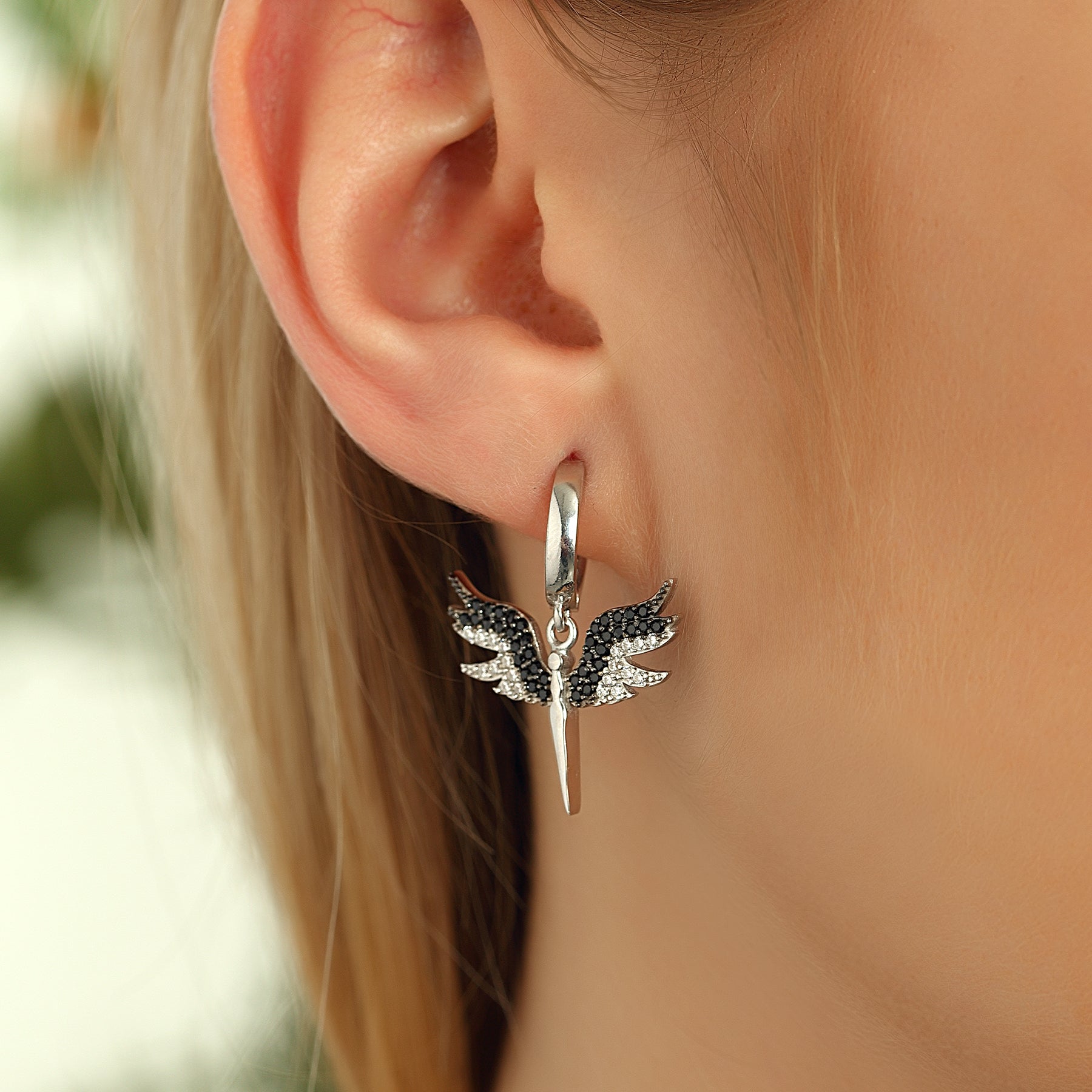 Mikail Engel Ohrringe - Creole Himmlischer Schutz im Kreis der Eleganz