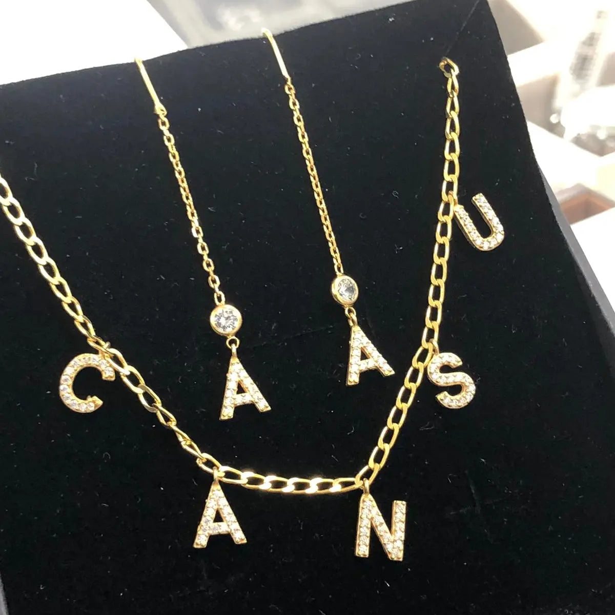 Ohrringe mit Buchstabe Minimalistisch Persönlich